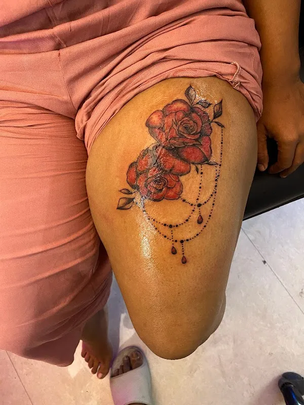 LUCKY TATTOO STUDIO & ART SCHOOL