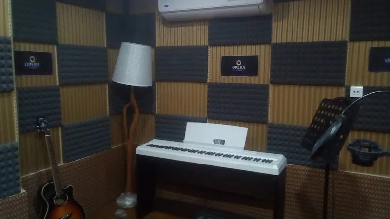 Opera Studio