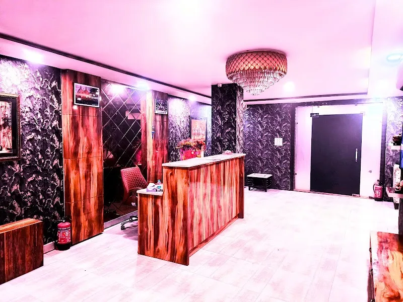 D VEDANTAA SPA MASSAGE