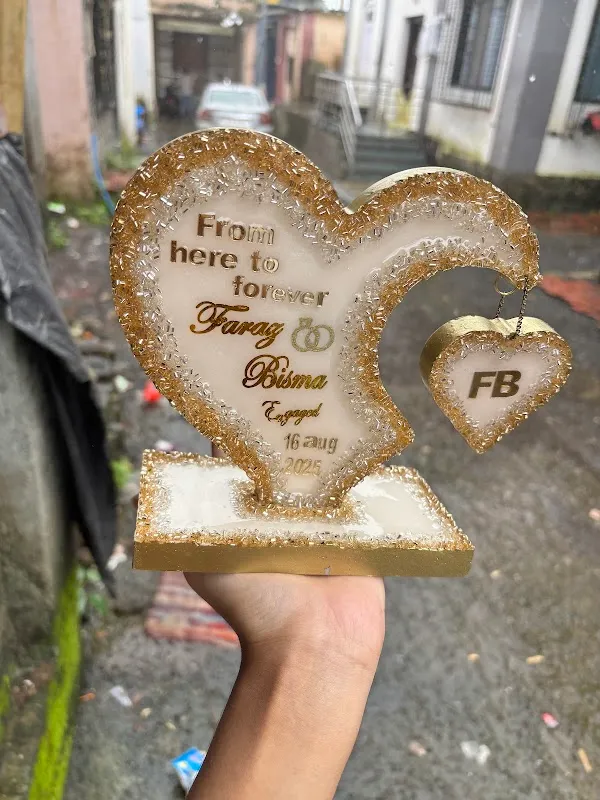 Resin gift art