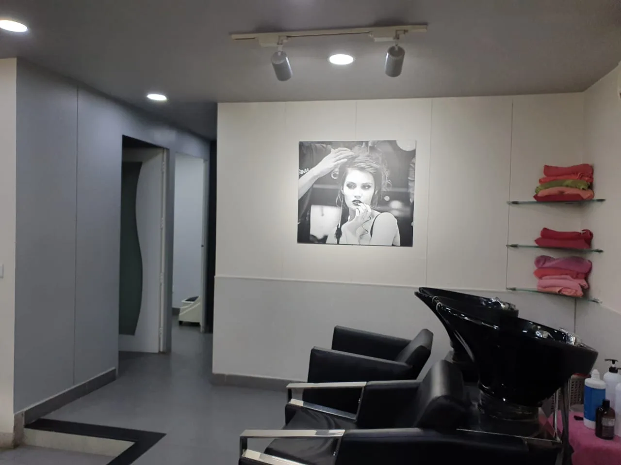 Lakme Salon in Subhash Road,Dehradun