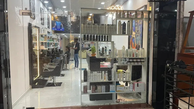 Final Touch Unisex Salon