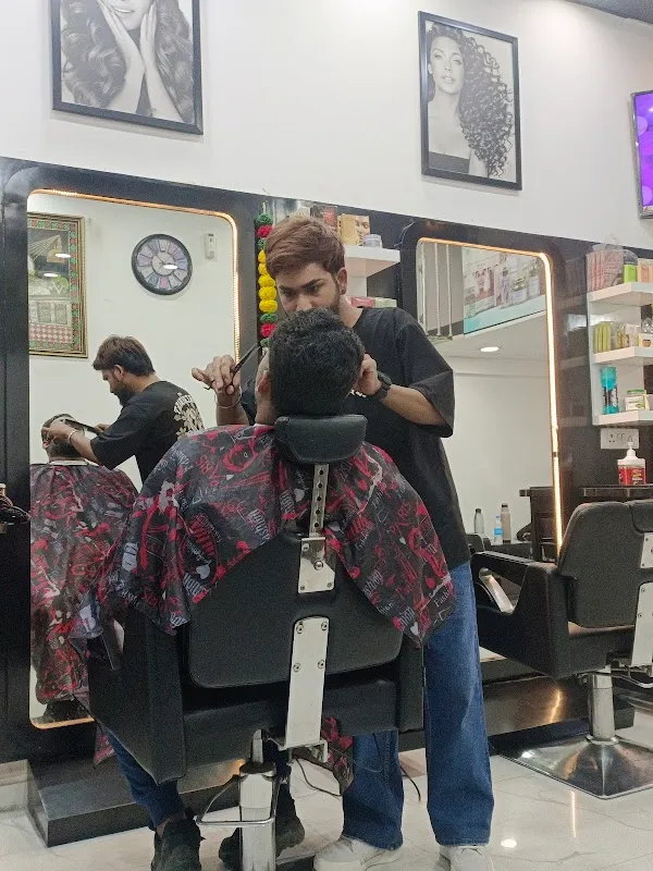 Final Touch Unisex Salon