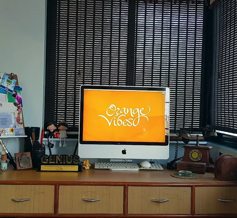 ORANGE VIBES STUDIO