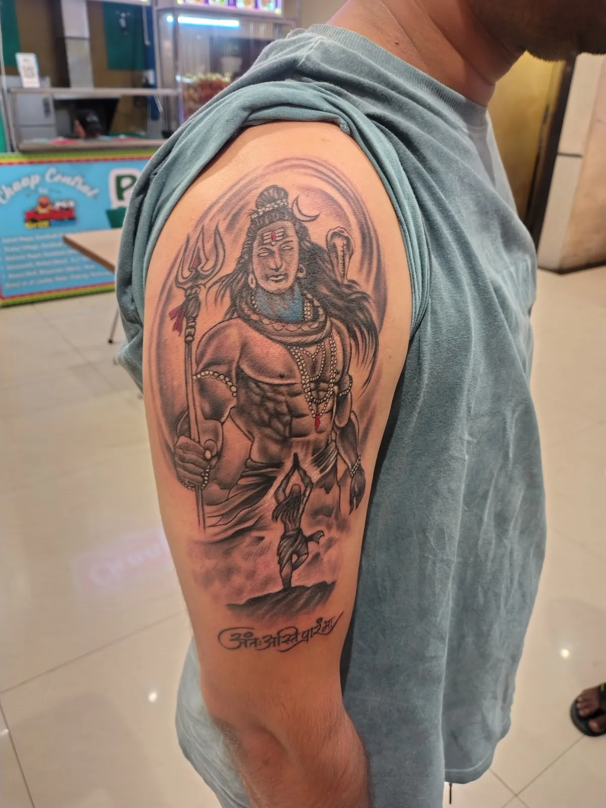 skull tattoo studio