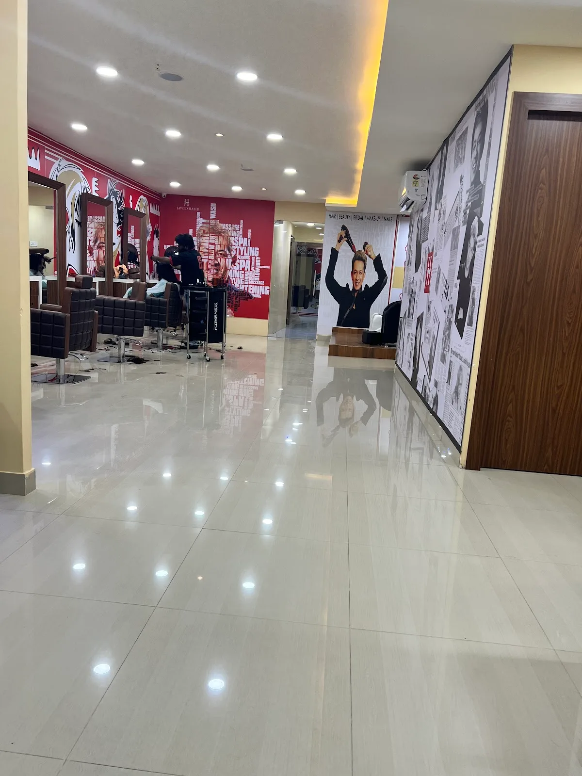 Jawed Habib Hair & Beauty Salon