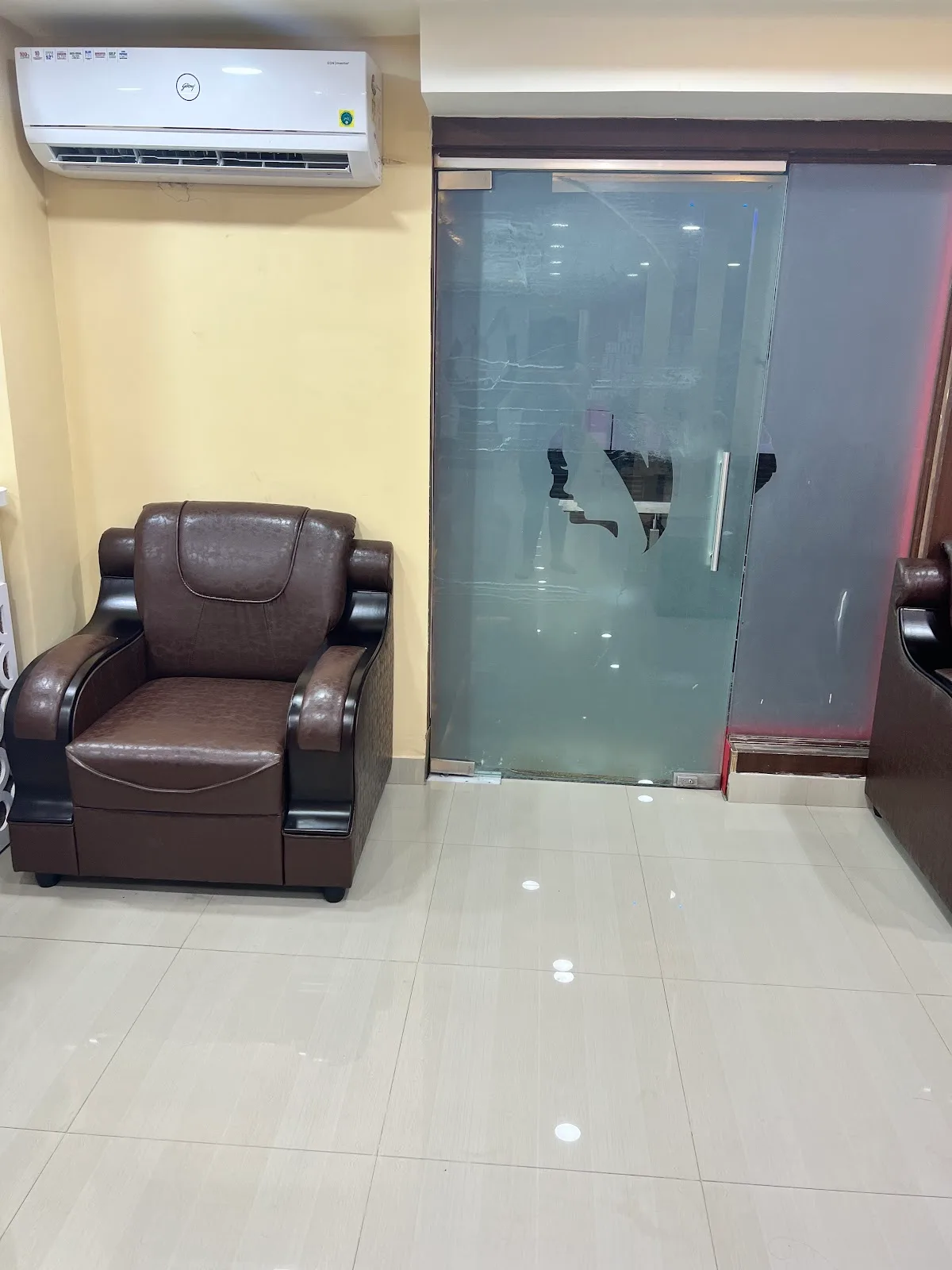 Jawed Habib Hair & Beauty Salon