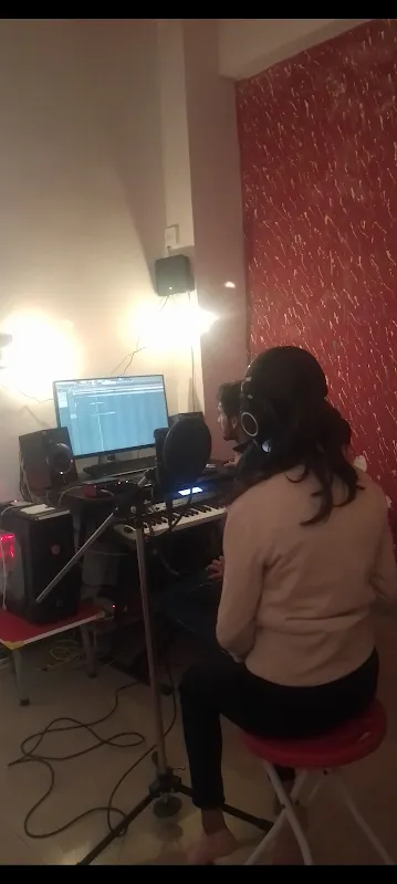 HEER MUSIC STUDIO