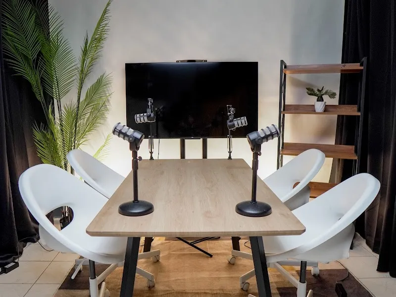 Mitarget, Estudio para Podcast, Fotografia y Contenido