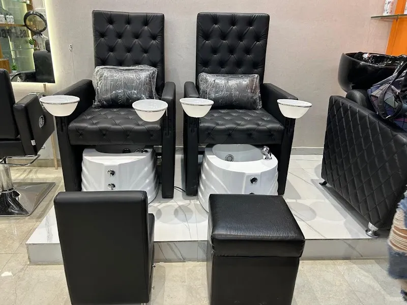 Bay Leaf Salon