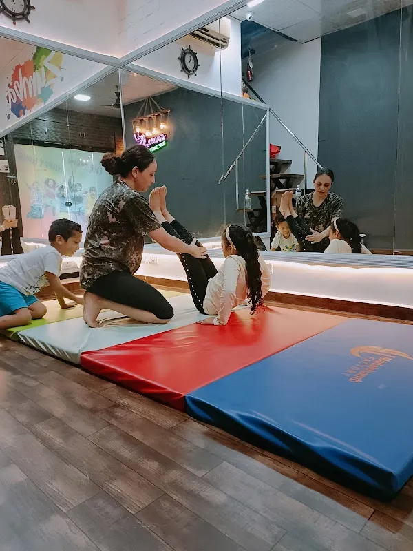 Beena’s Zumba & Dance Studio | Best Zumba & Dance Classes in Borivali & Dahisar for Ladies and Kids