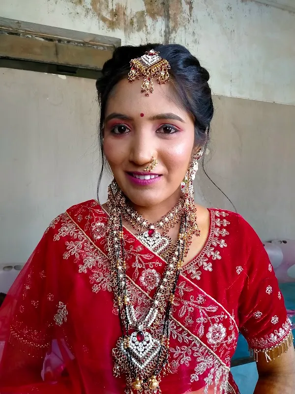 Sidhi ladies beauty salon