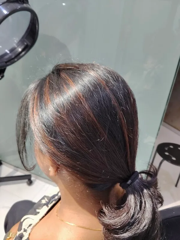 New Laxmi Salon