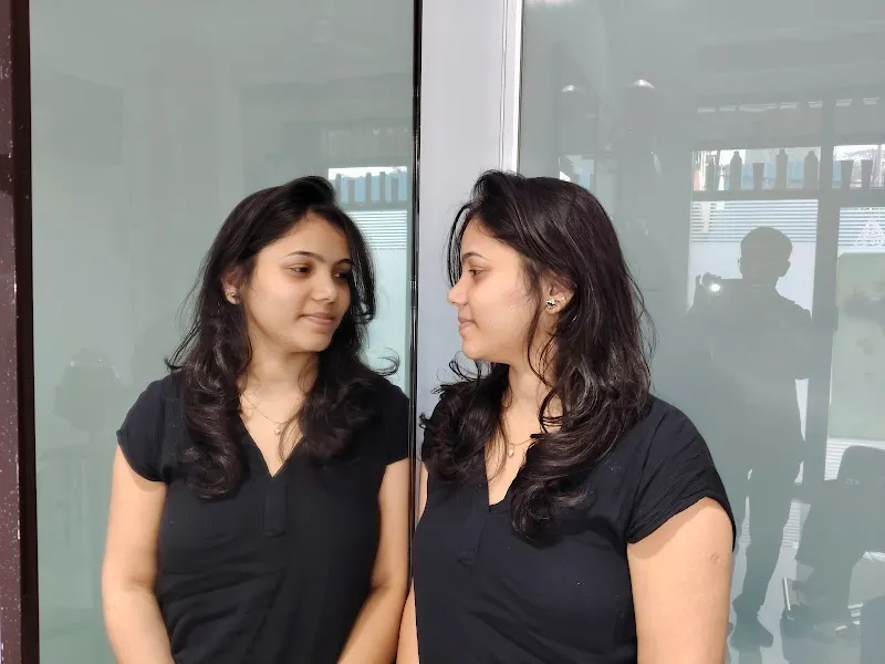 New Laxmi Salon