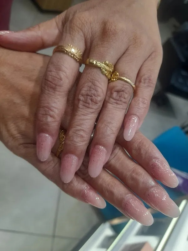 Kapil's Salon - Borivali