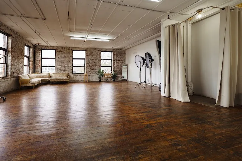 FD Photo Studio NYC Astoria