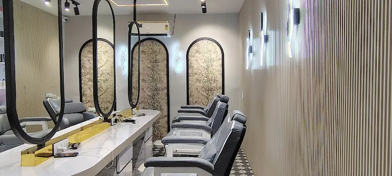 R UNISEX SALON