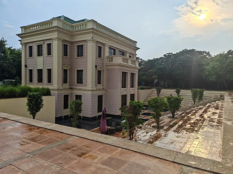 The Picture Villa
