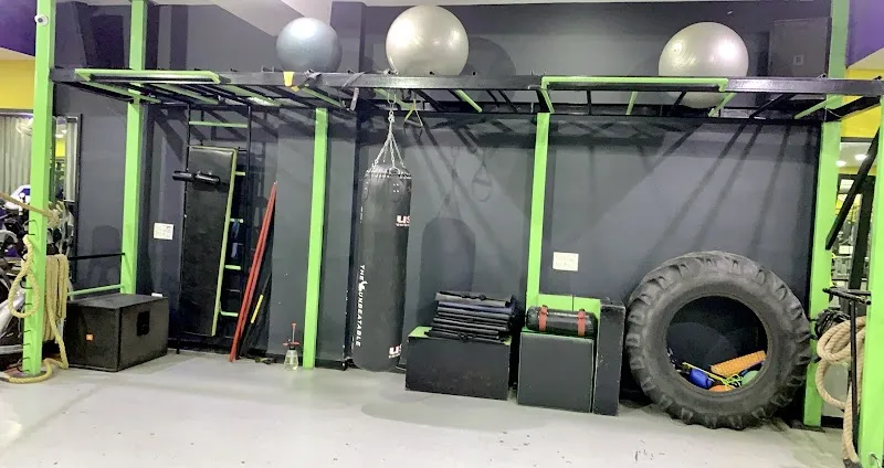 CROSSFIT YARD