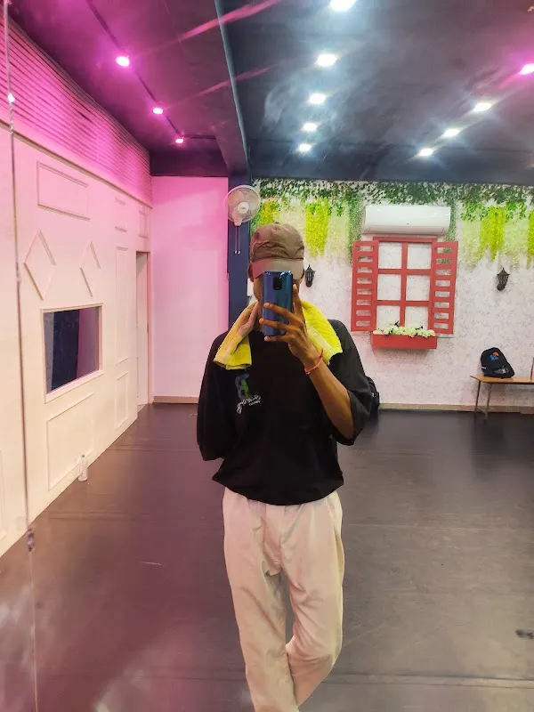 Beat Dance Studio - Best Dance class in Varanasi | Best Zumba Class in Varanasi | Best Fitness Class in Varanasi.