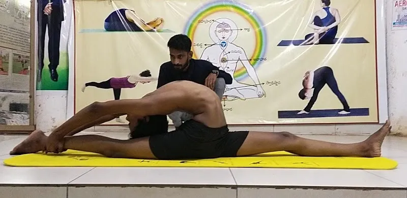 Ravi Kiran's Applied YOGA