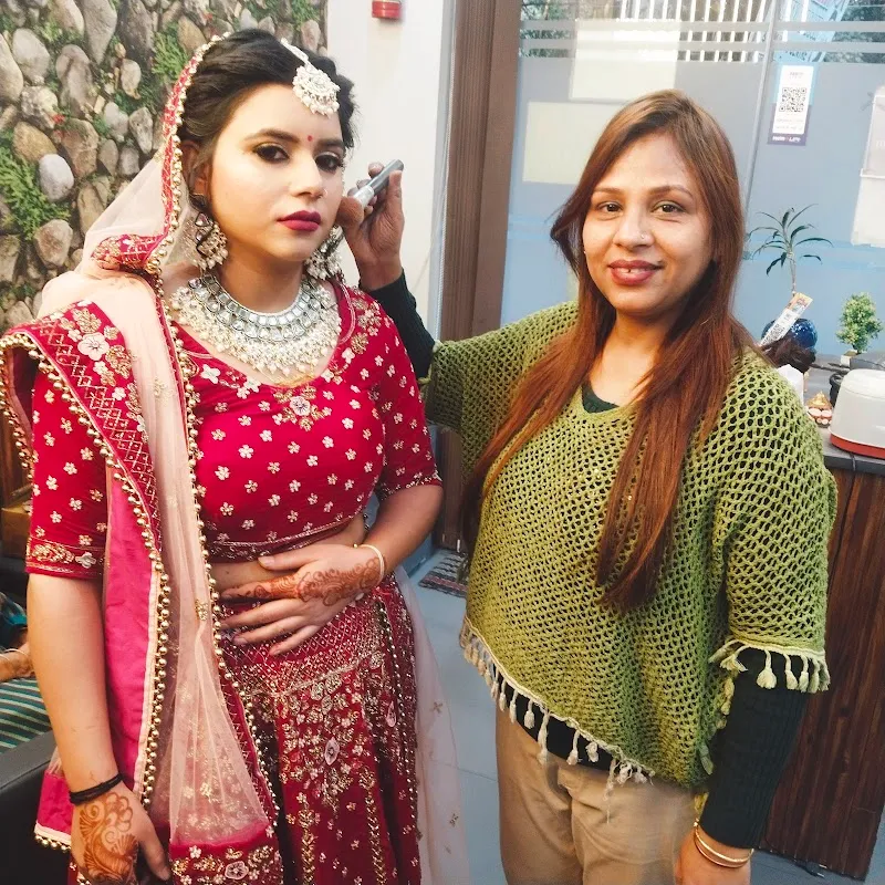 Shringhar Beauty Parlour & Training Centre
