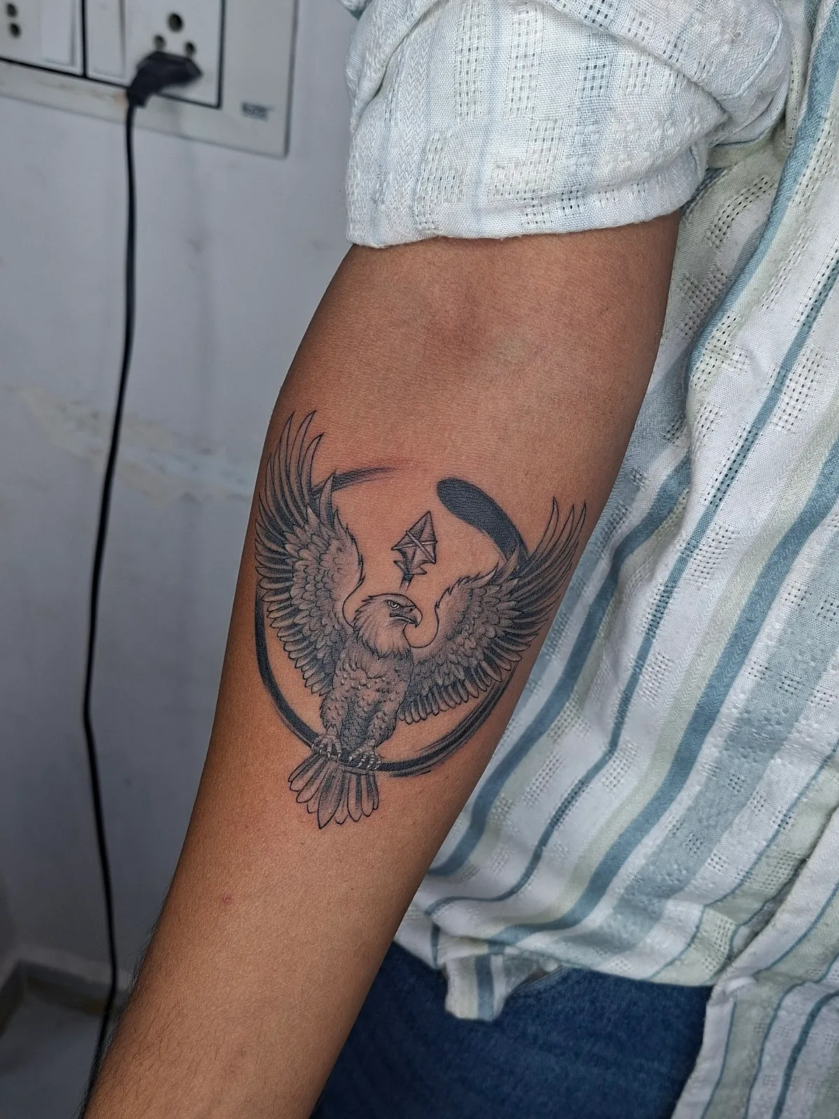 MAX TATTOOZ & PIERCING