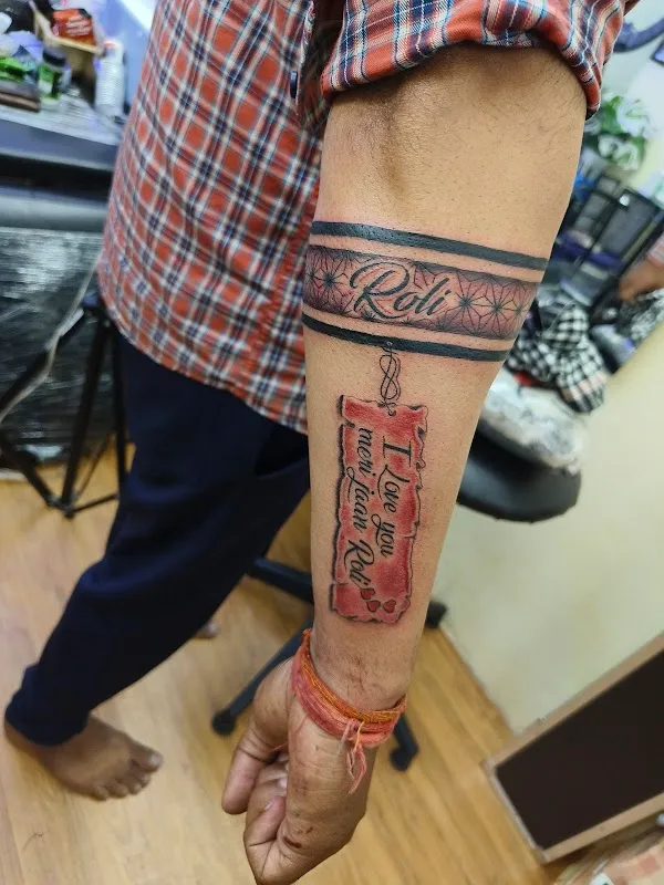 BLUE DOT TATTOO AND ART ACADEMY