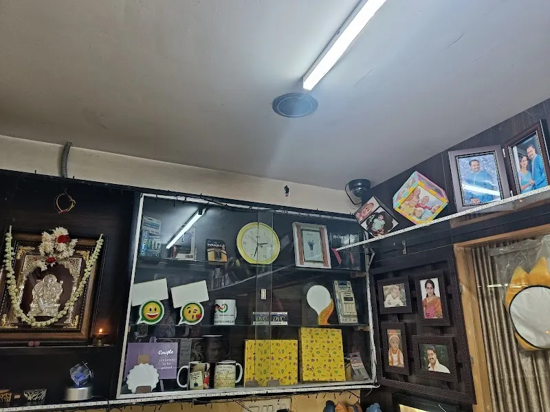 PHOTOSHOPPE DIGITAL STUDIO