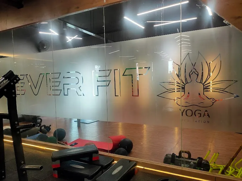 4 EVER FIT Gym & Crossfit