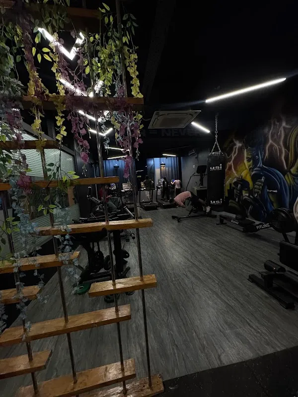4 EVER FIT Gym & Crossfit
