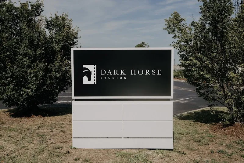 Dark Horse Stages