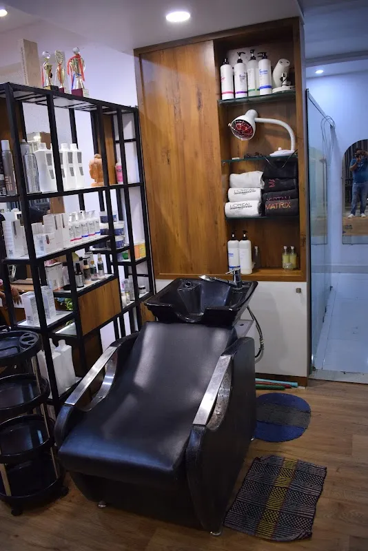 Saleenas Hair & Beauty Salon