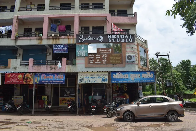 Saleenas Hair & Beauty Salon