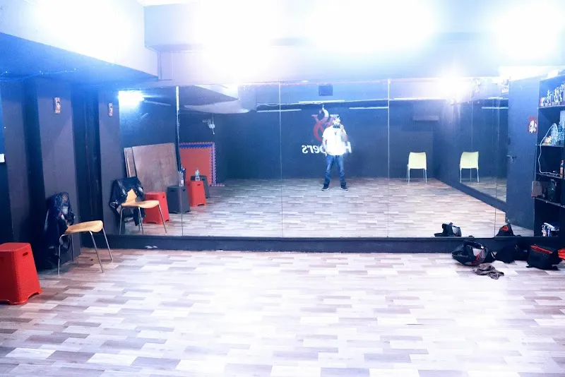 VS Hoppers Dance Studio Kharghar Navi Mumbai