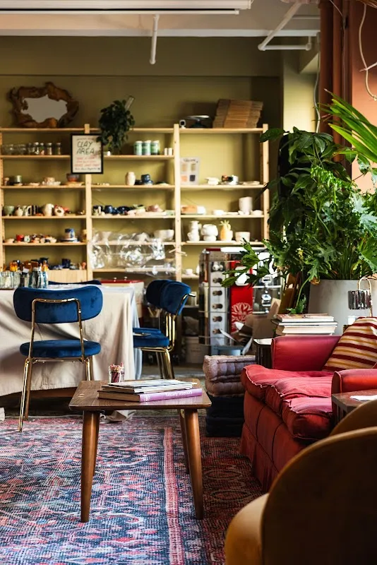 Drawing Room Midtown: Creative Living