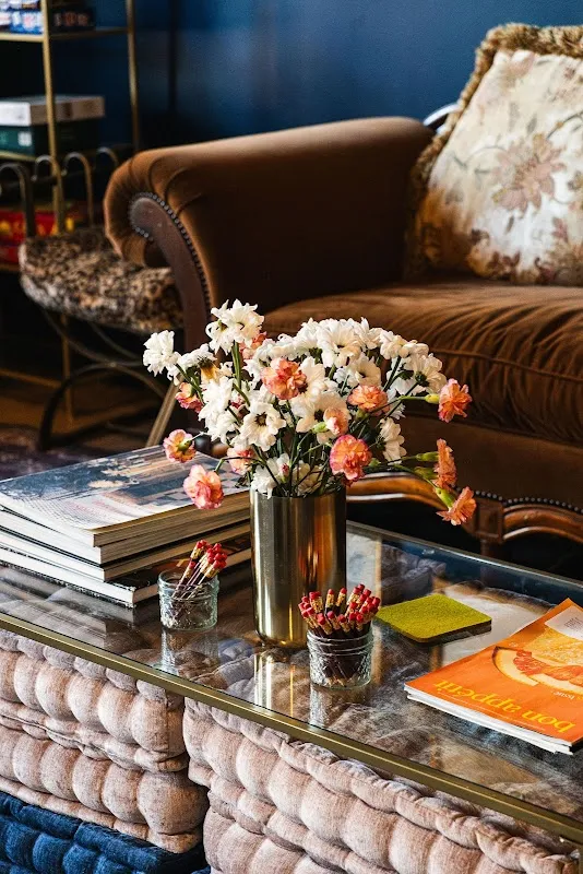 Drawing Room Midtown: Creative Living
