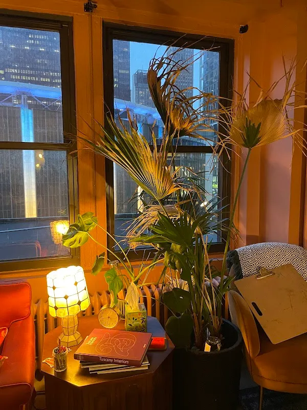 Drawing Room Midtown: Creative Living