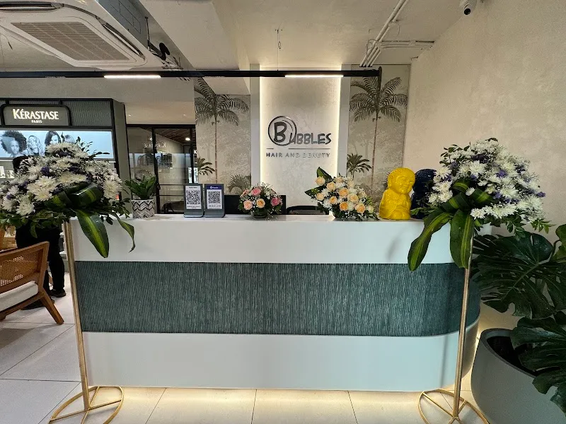 Bubbles Hair and Beauty Salon - Guntur
