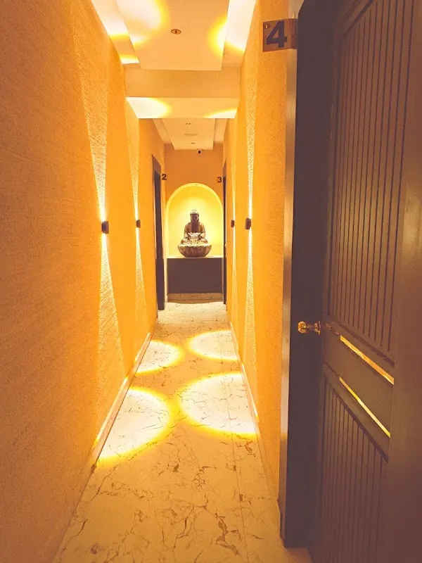Tuscan luxury spa | Spa in model town,spa in model town 2