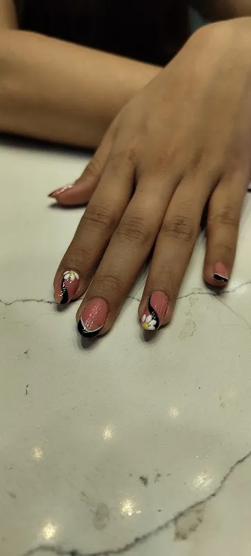 Thanksmam Bast home salon | nail extensions near me | eyelash extension | salon at home | jaipur