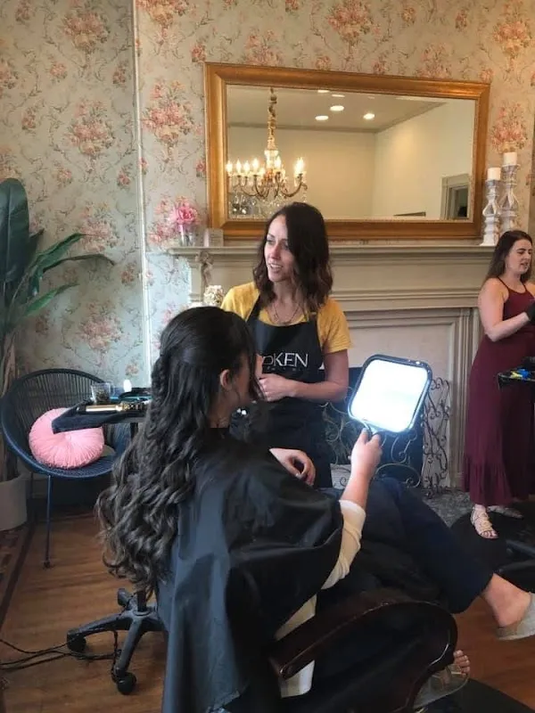 Belle Vie Salon