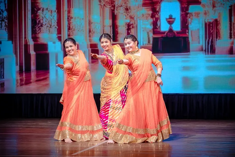 Dancing Yogi Academy