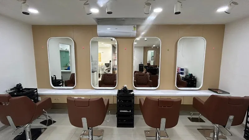 Manea the Salon - Shivam Road