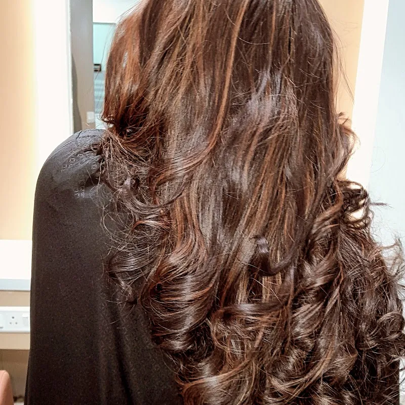 Manea the Salon - Shivam Road