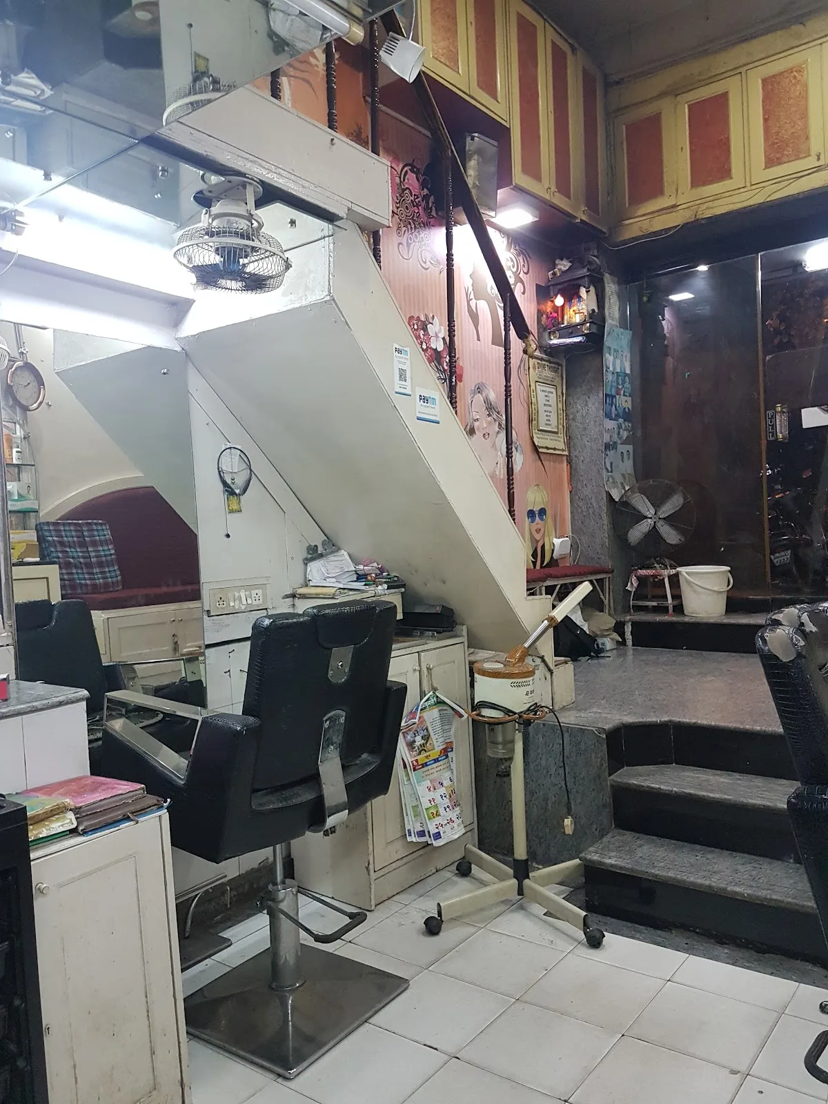 DILBAHAR KESHKARTANALAYA UNISEX SALON (MEN AND WOMEN)