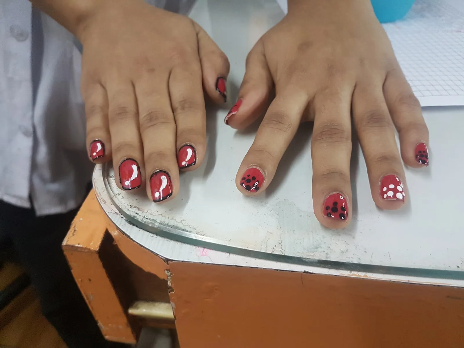 DILBAHAR KESHKARTANALAYA UNISEX SALON (MEN AND WOMEN)