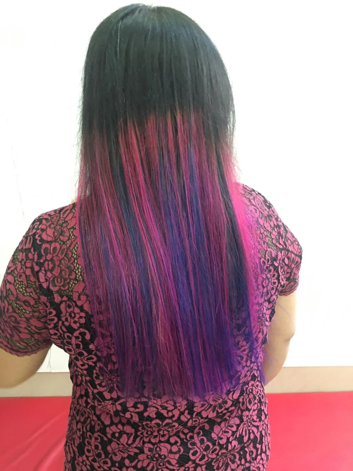 DILBAHAR KESHKARTANALAYA UNISEX SALON (MEN AND WOMEN)