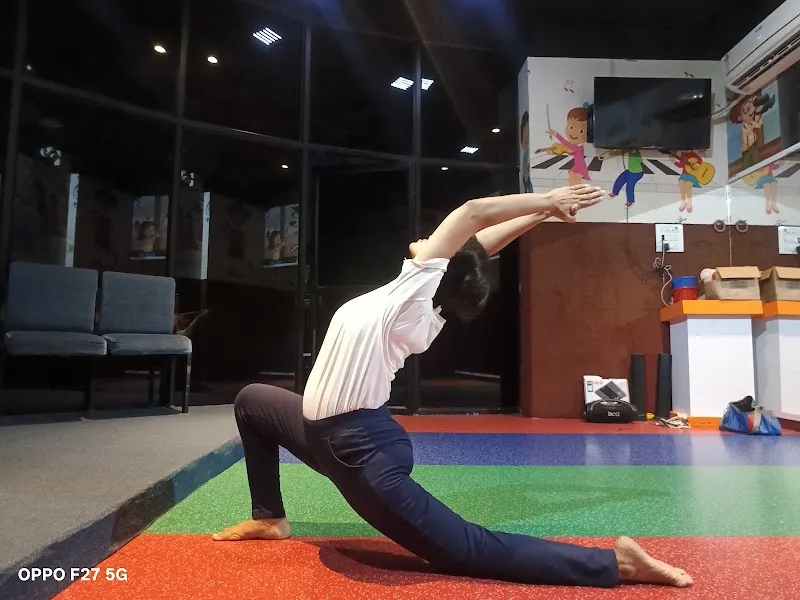 Praansh Yoga, Sec 6, Karanjade