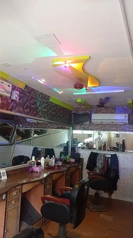 CUT ZONE (Madurai Gents Beauty Saloon)
